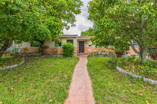 770 NW 184th Drive, sold in Norwood 3rd, Miami Gardens, FL