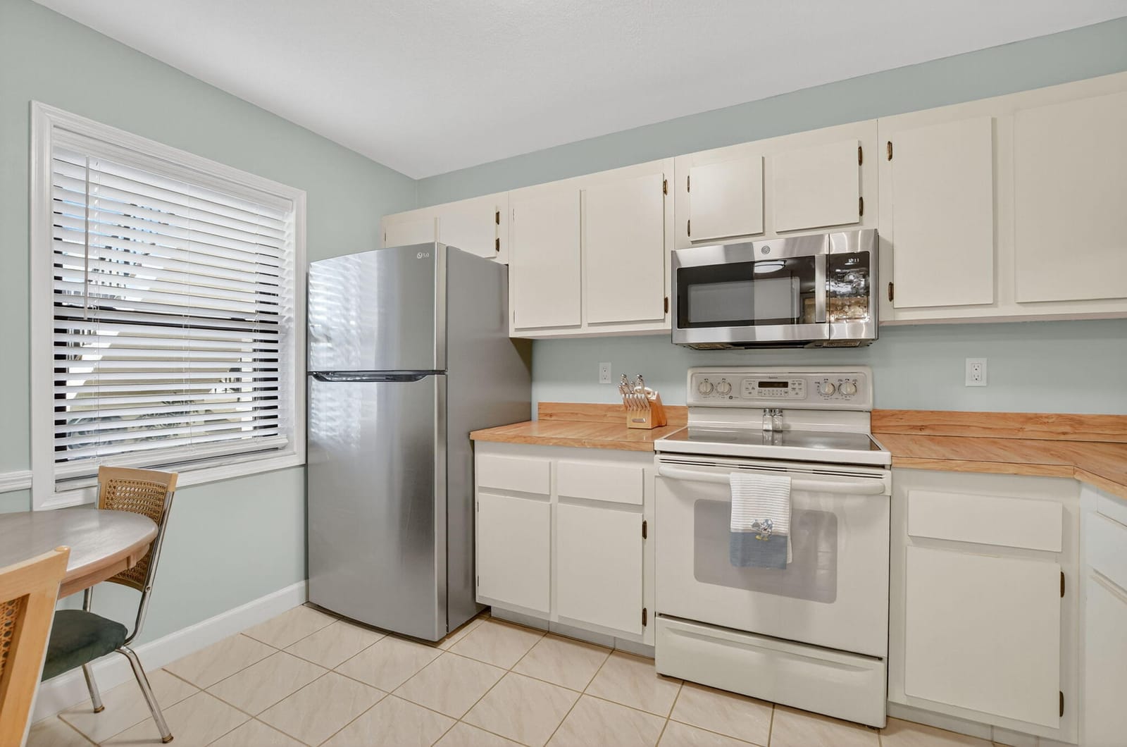 22052 Palms Way 106, Boca Raton, FL 33433 photo 4