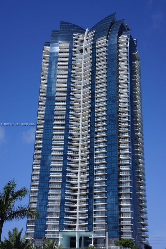 17121 Collins Avenue 2803, Sunny Isles Beach, FL 33160 photo 3