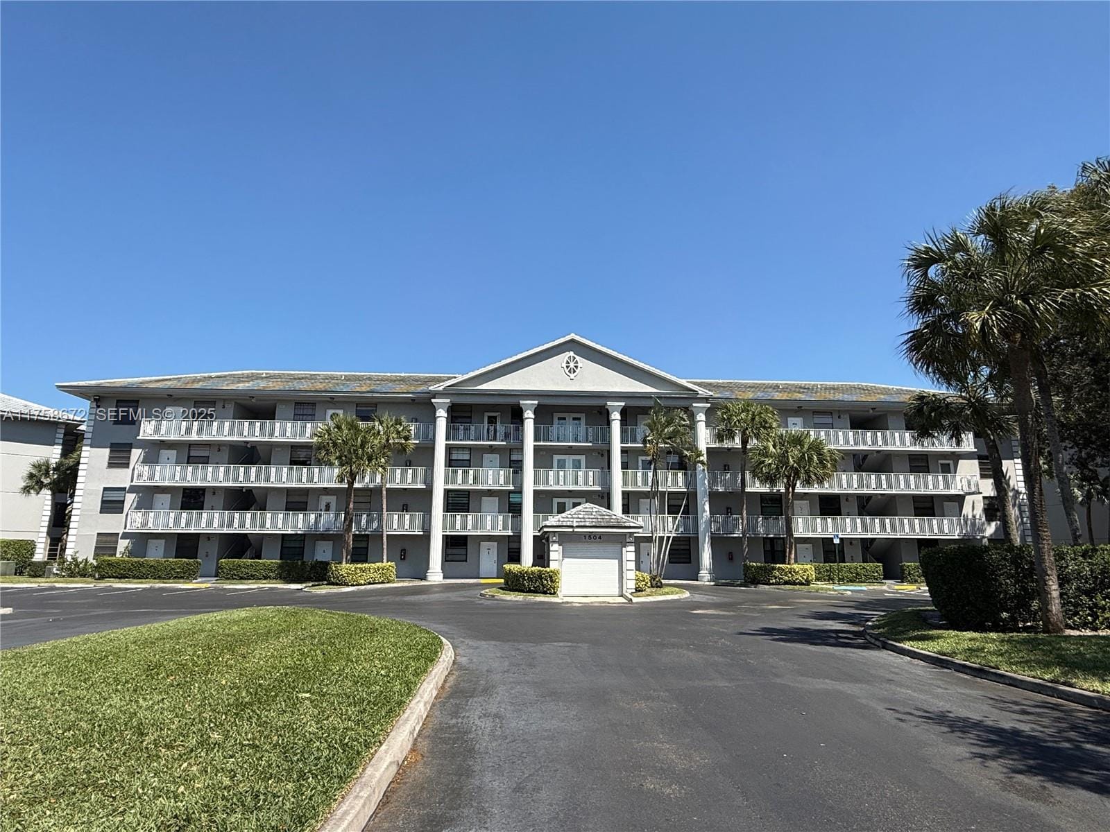 1504 S Whitehall Drive 206, Davie, FL 33324