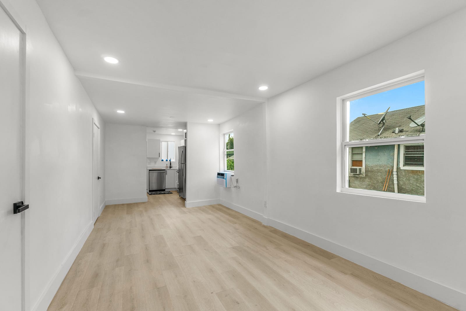 114 NW 10th Avenue — photo 11