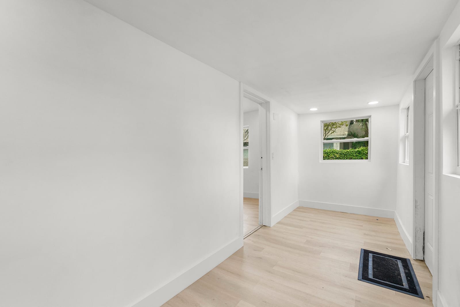 114 NW 10th Avenue — photo 6