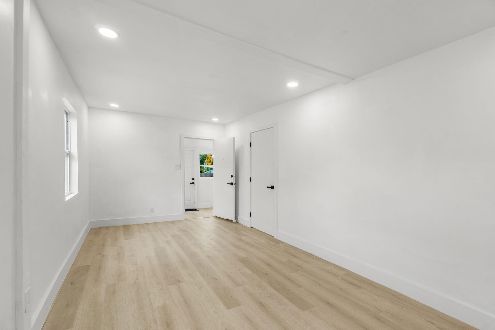 114 NW 10th Avenue — photo 10