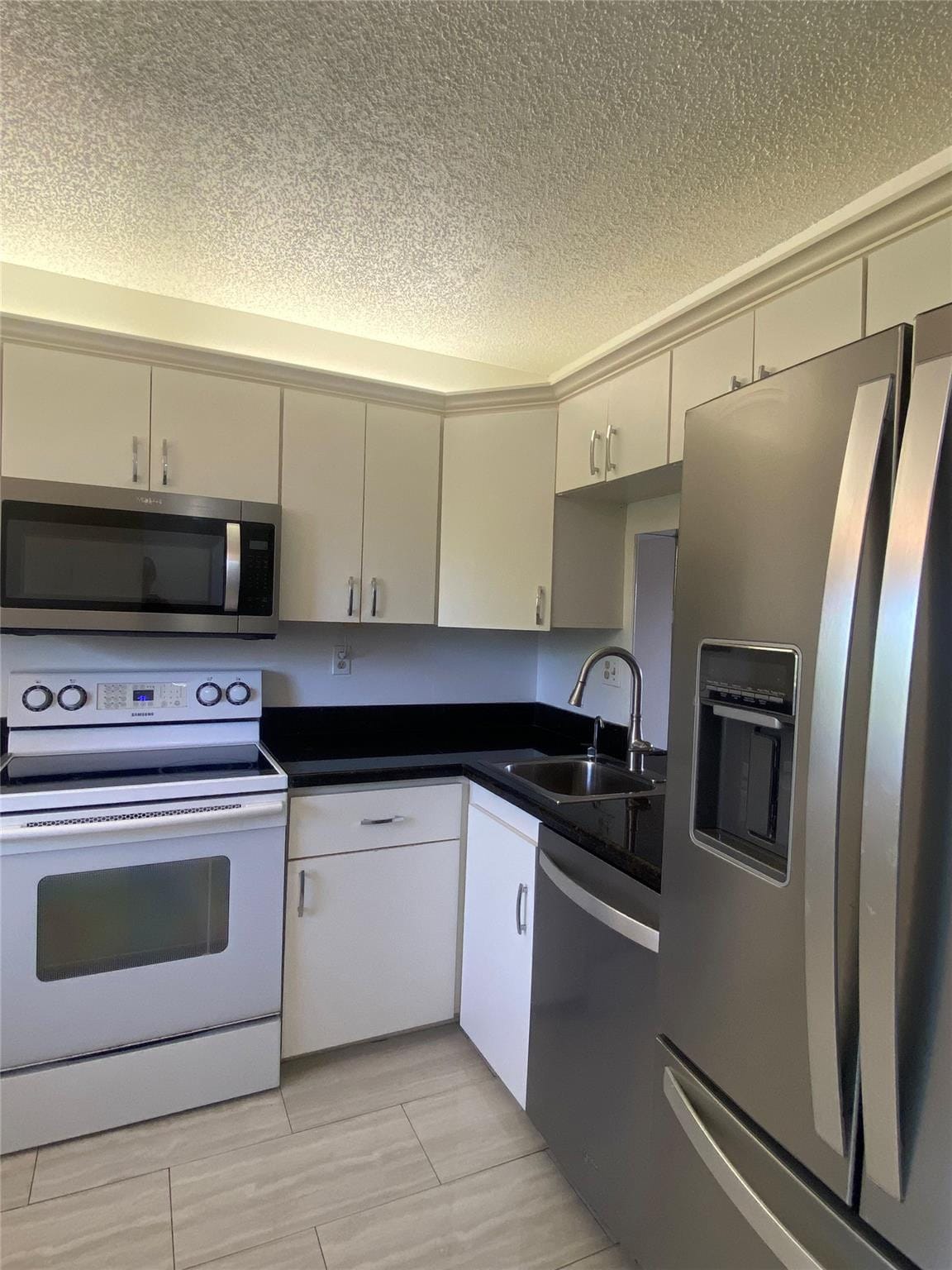3000 NW 42nd Avenue B408, Coconut Creek, FL 33066 photo 3