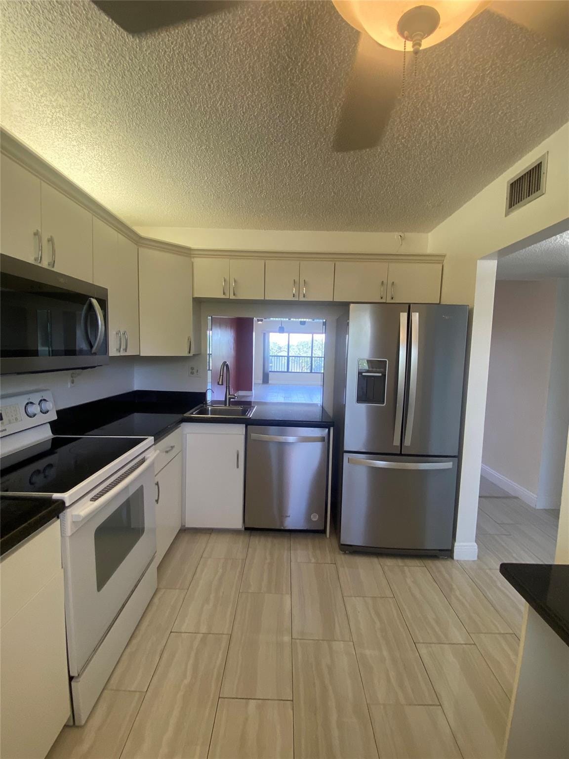 3000 NW 42nd Avenue B408, Coconut Creek, FL 33066 photo 4