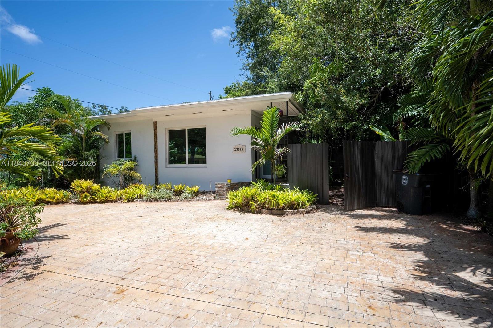 13325 NE 10th Avenue, North Miami, FL 33161, North Miami