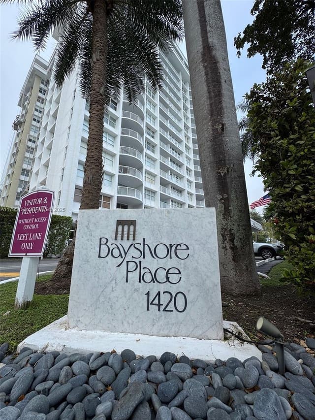 1420 Brickell Bay Drive 306D, sold in Bayshore Place Condo, Miami, FL