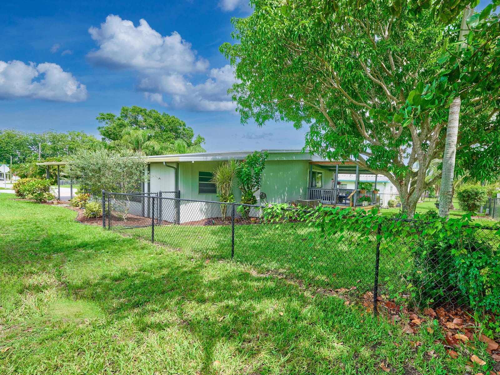 7408 SE Swan Avenue, Hobe Sound, FL 33455 photo 29