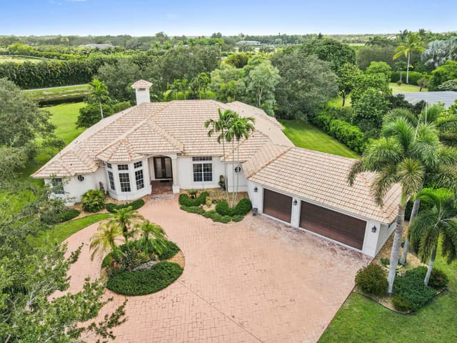 2815 Greenbriar Boulevard, sold in Wellington Aero Club Of The Landings At Wellington, Wellington, FL