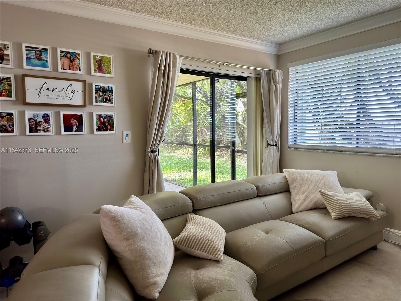 185 Lakeview Drive 101, Weston, FL 33326 photo 4