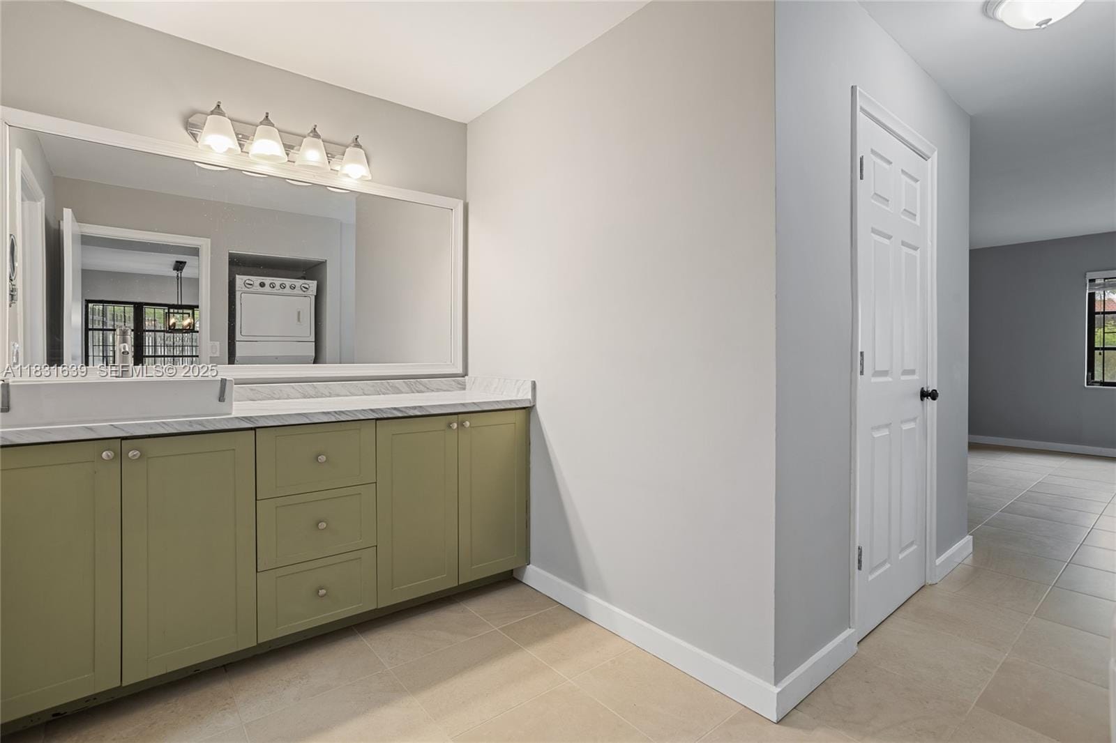 20801 San Simeon Way 105, Miami, FL 33179 photo 15