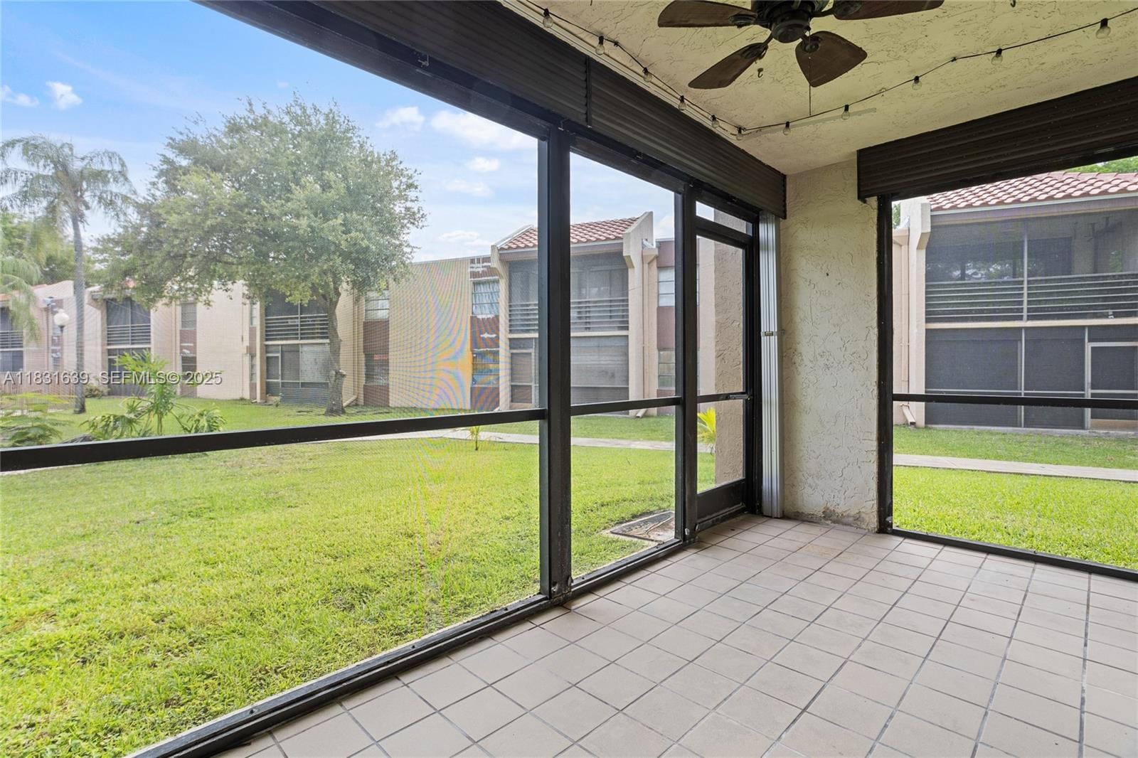 20801 San Simeon Way 105, Miami, FL 33179 photo 3