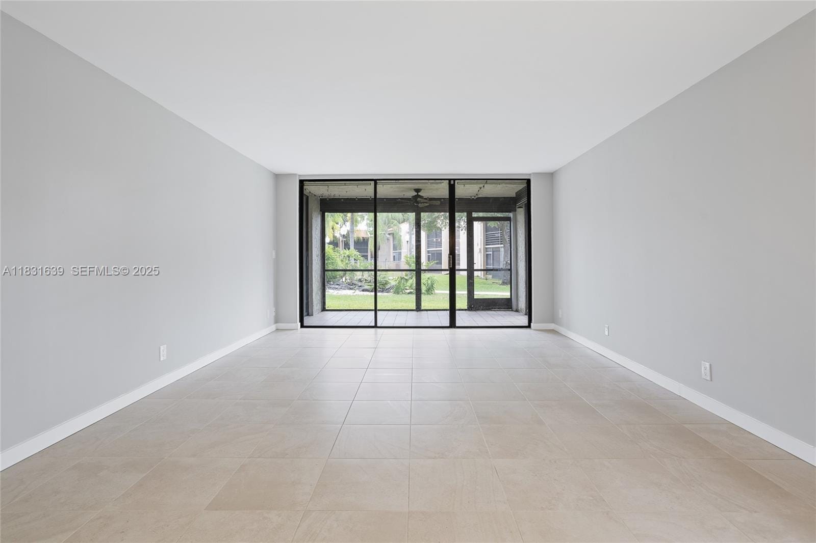20801 San Simeon Way 105, Miami, FL 33179 photo 24