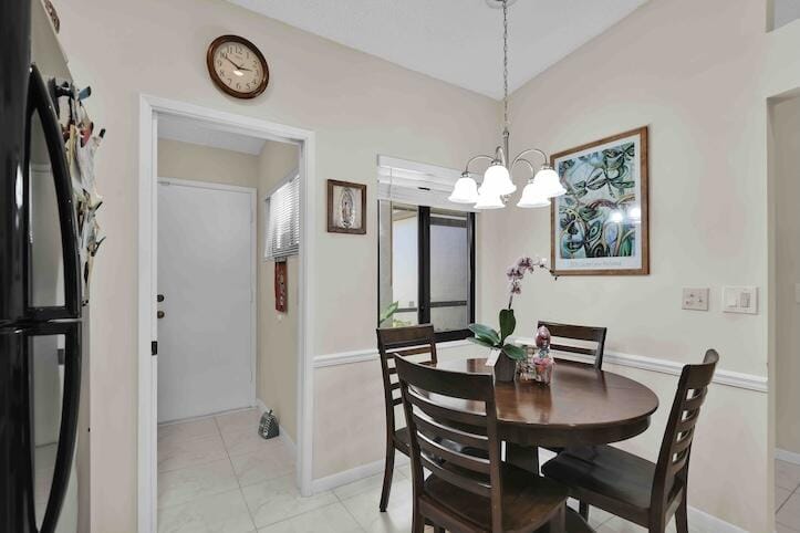 18619 Breezy Palm Way — photo 11