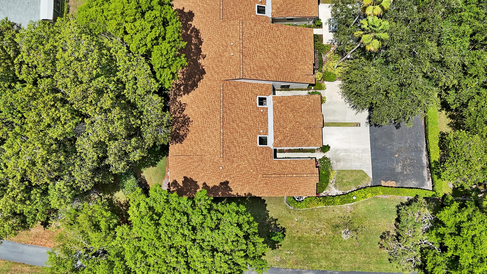 18619 Breezy Palm Way — photo 5