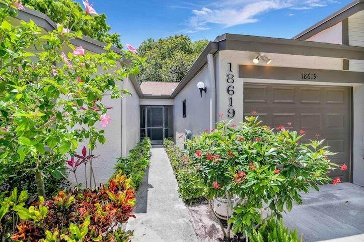 18619 Breezy Palm Way — photo 6