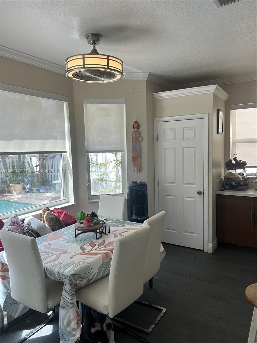 15868 NW 4th Street, Pembroke Pines, FL 33028 photo 17
