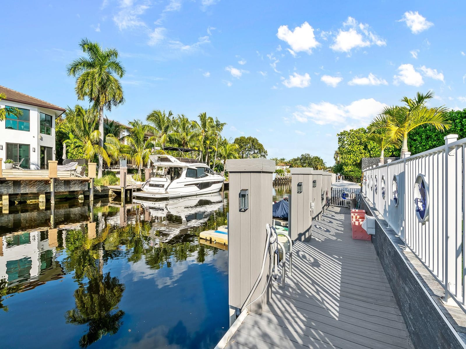 1425 Ponce De Leon Drive — photo 2