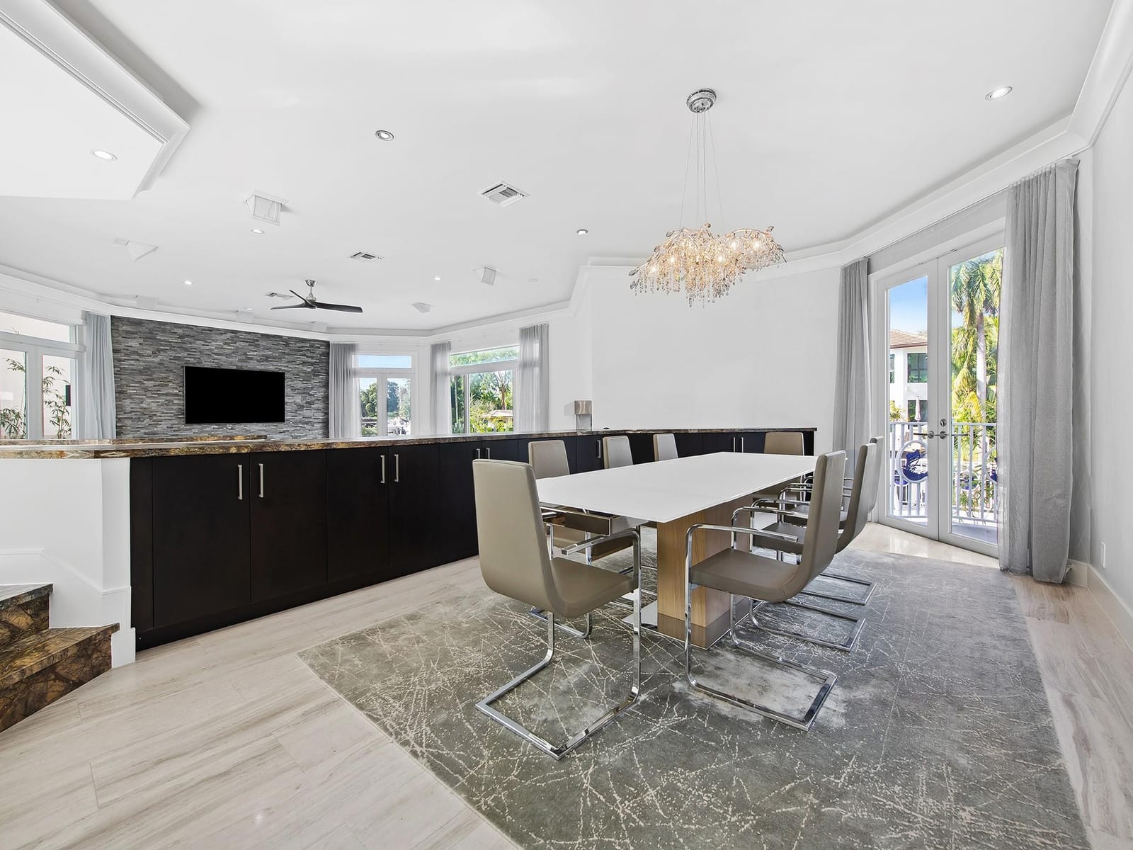 1425 Ponce De Leon Drive — photo 11