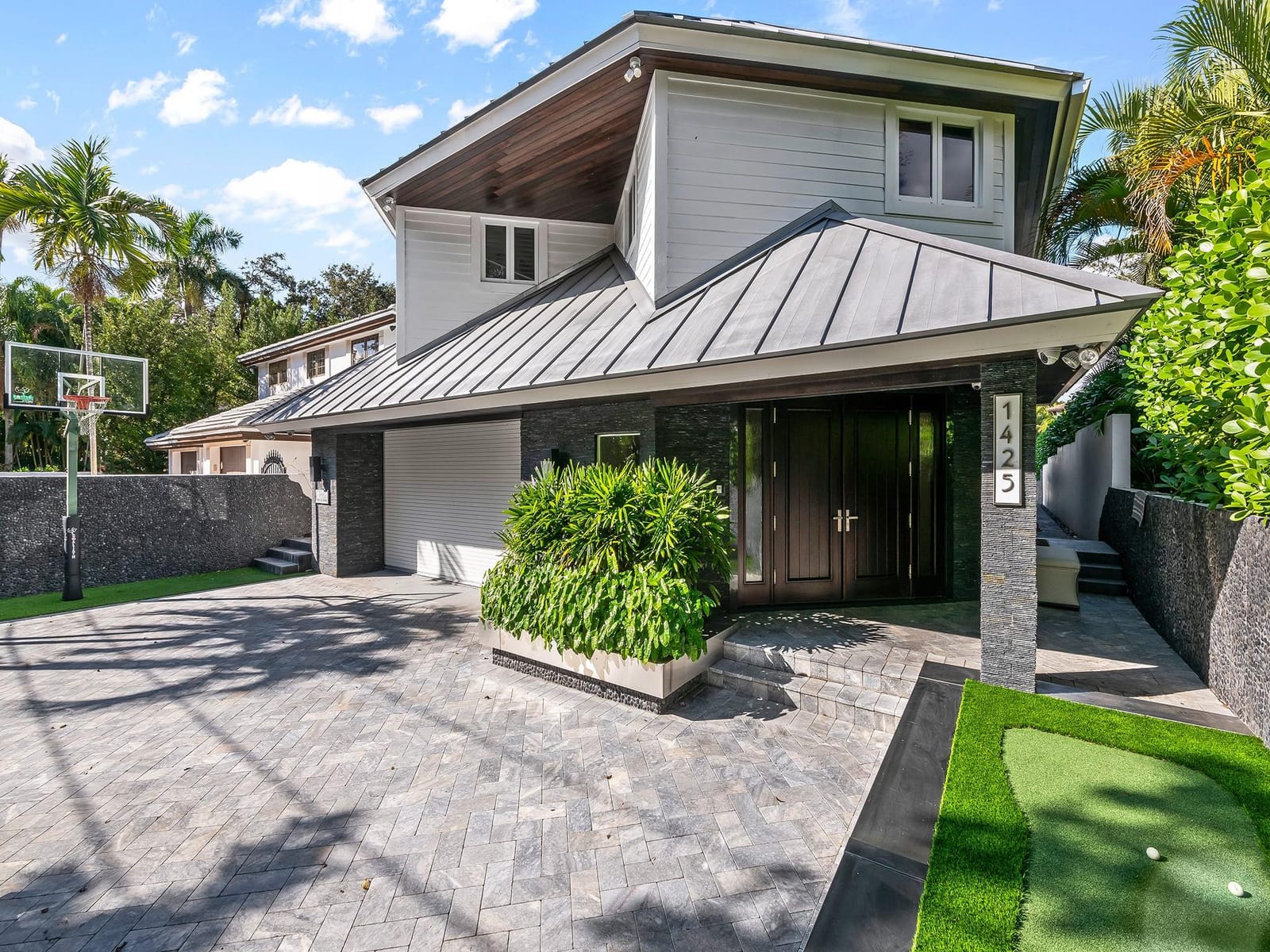 1425 Ponce De Leon Drive — photo 12