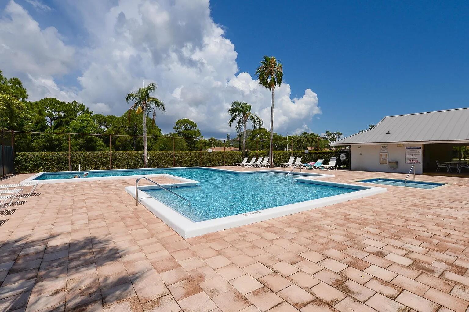 7405 SE Jamestown Terrace Bldg 17, Hobe Sound, FL 33455 photo 24