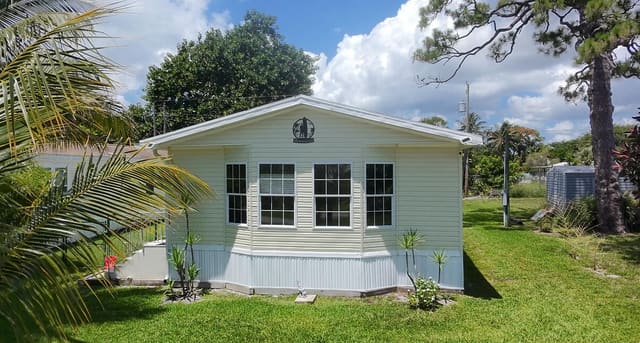 5356 SE Horizon Avenue, Stuart, FL 34997
