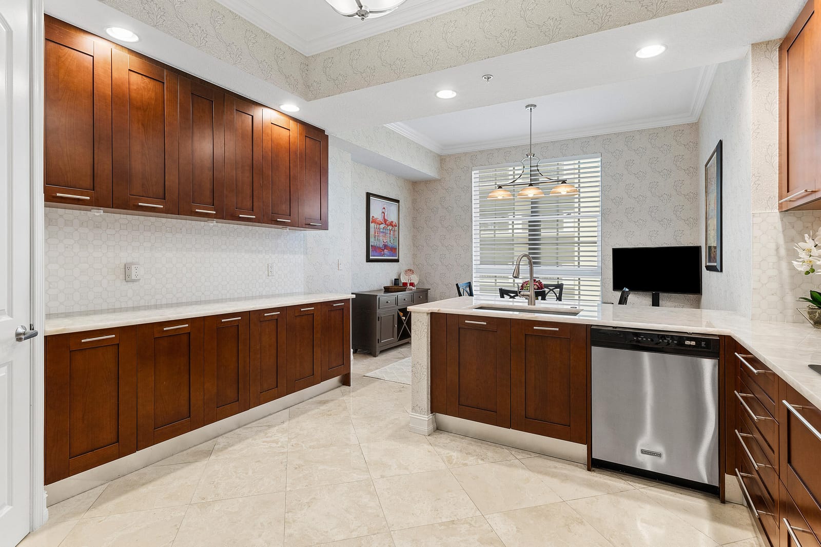 701 S Olive Avenue 1803 — photo 9