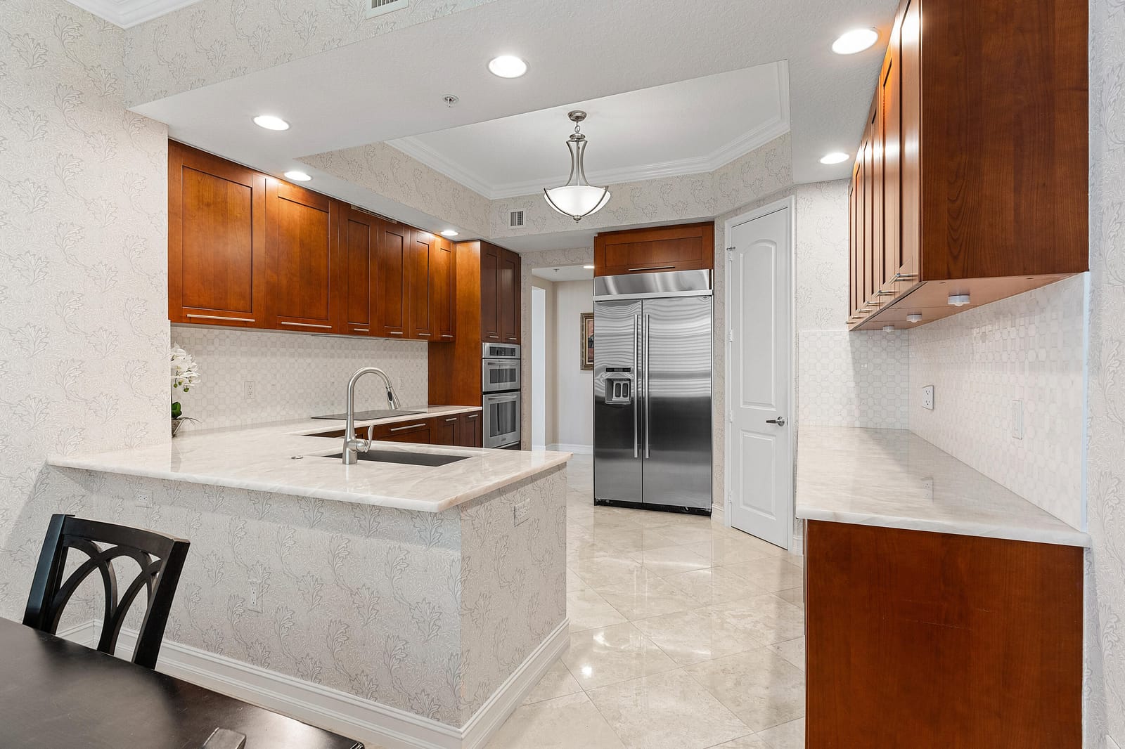 701 S Olive Avenue 1803 — photo 10