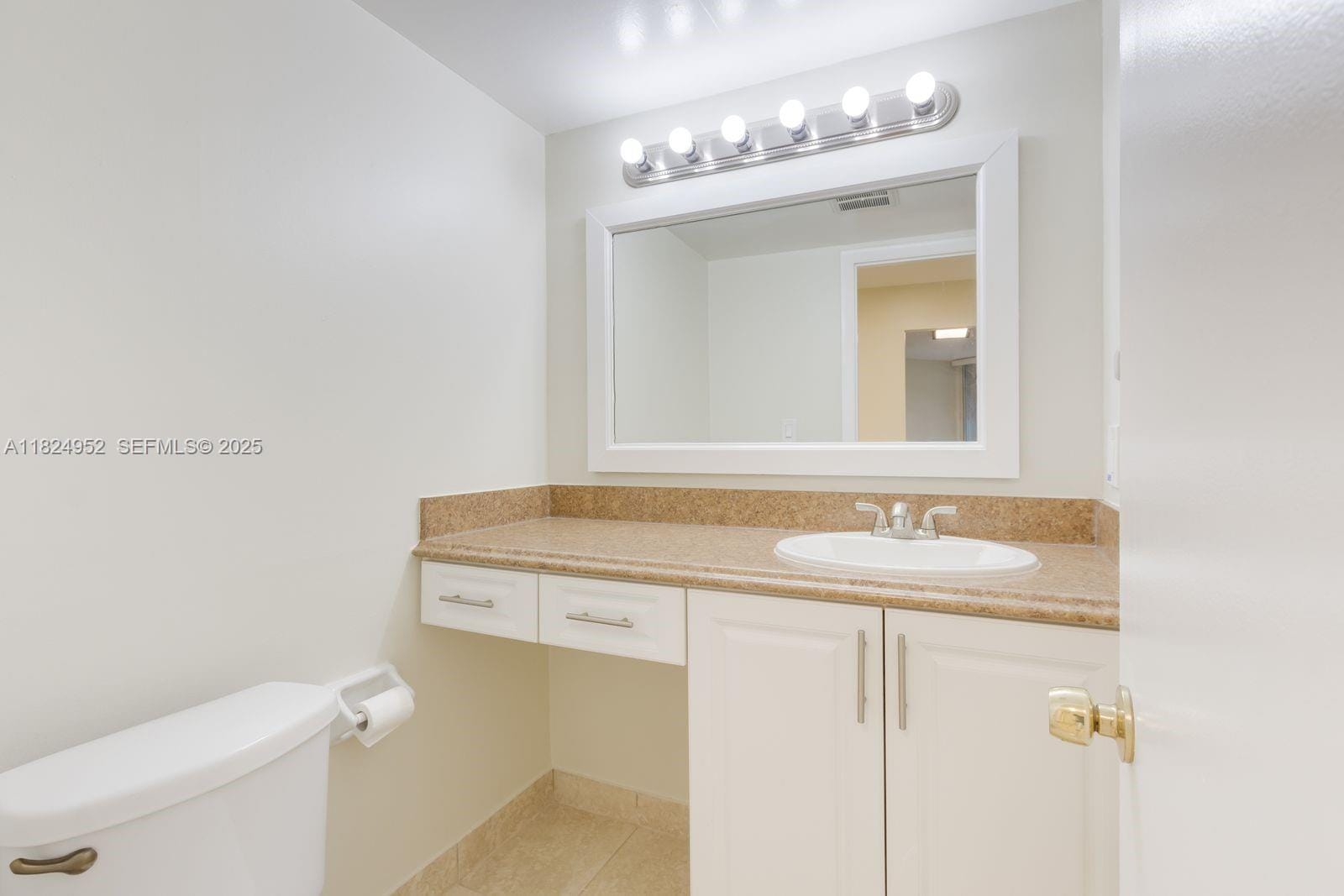 3100 N Pine Island Road 301 — photo 4