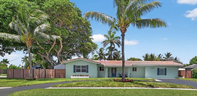1019 SE 12th Avenue, sold in Cove 5th Sec, Deerfield Beach, FL