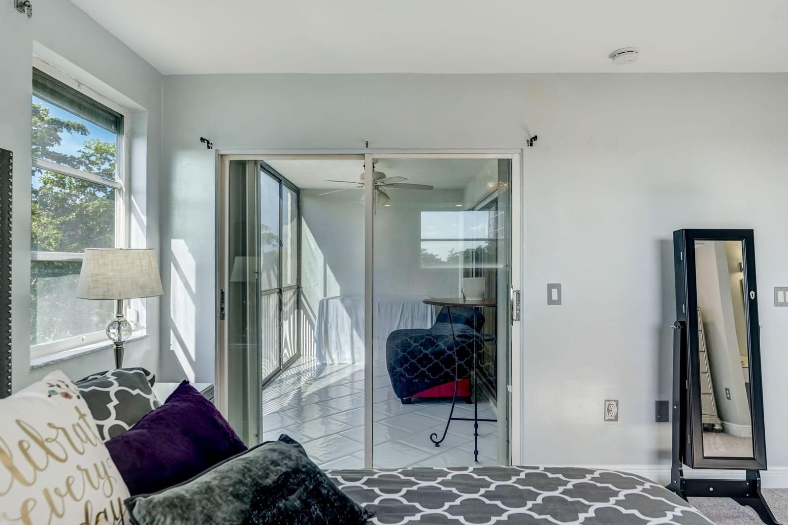 2240 N Cypress Bend Drive 501 — photo 12