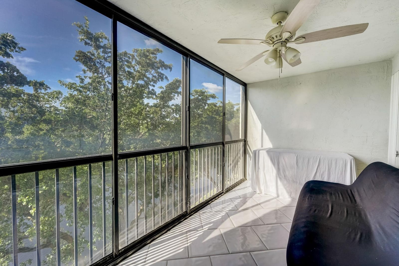 2240 N Cypress Bend Drive 501, Pompano Beach, FL 33069 photo 27