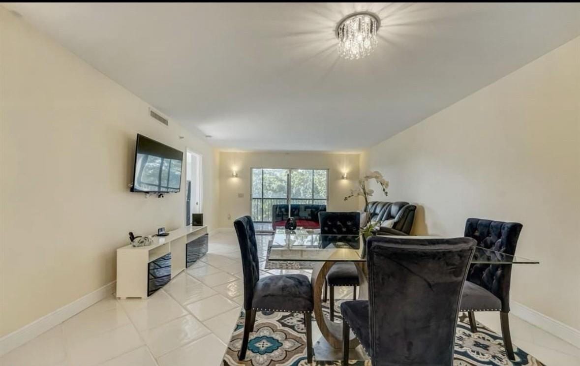 2240 N Cypress Bend Drive 501 — photo 7