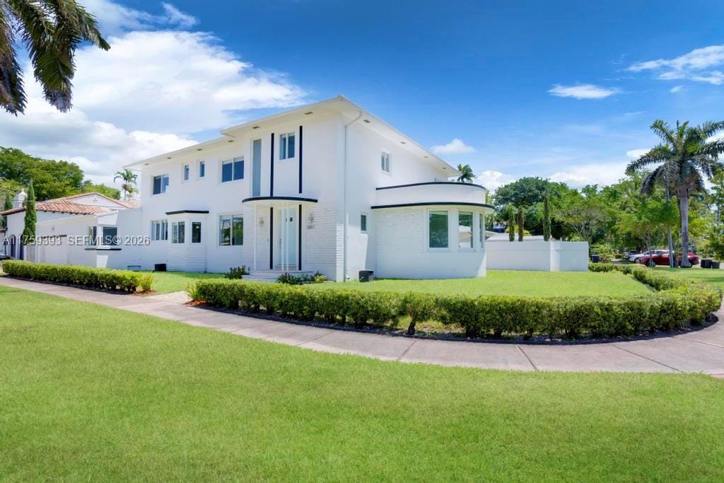 5861 La Gorce Drive, Miami Beach, FL 33140 photo 2