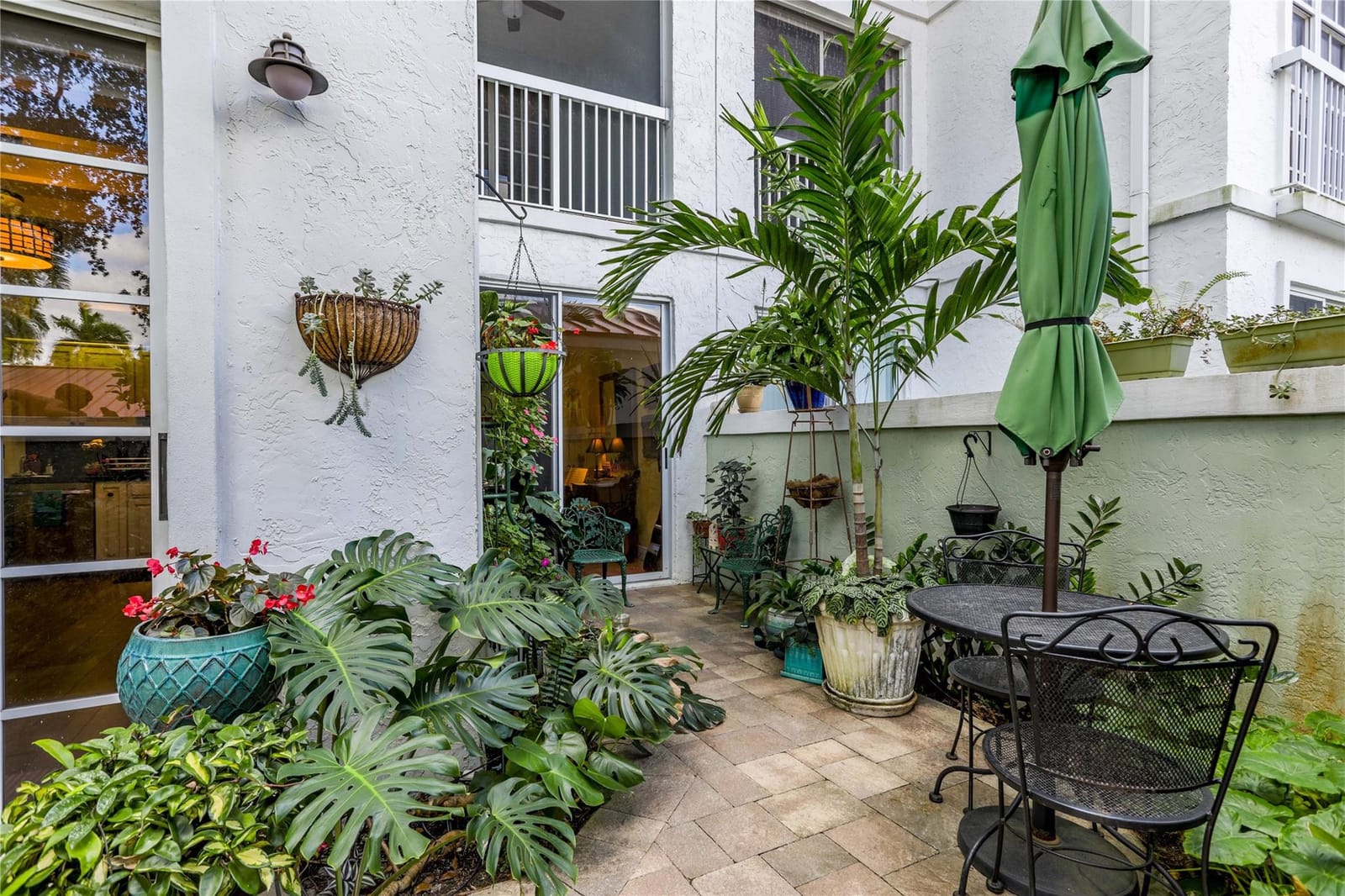 4112 W Palm Aire Drive 121B — photo 5