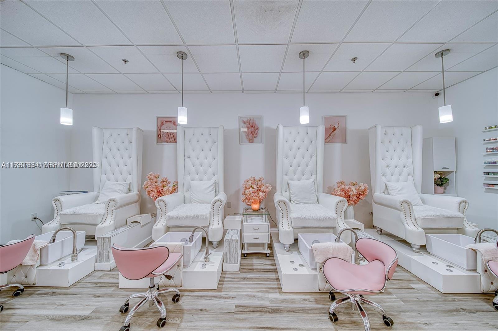 Nail Salon For Sale In Oakland Park Near Sunrise Boulevard — photo 10