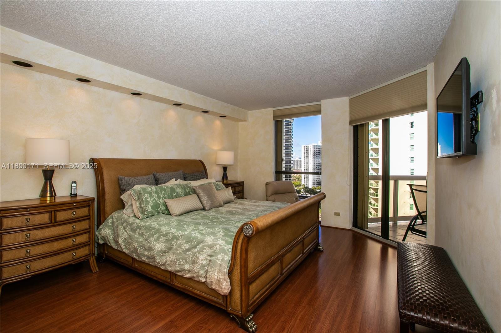 20191 E Country Club Drive 1405, Aventura, FL 33180 photo 11
