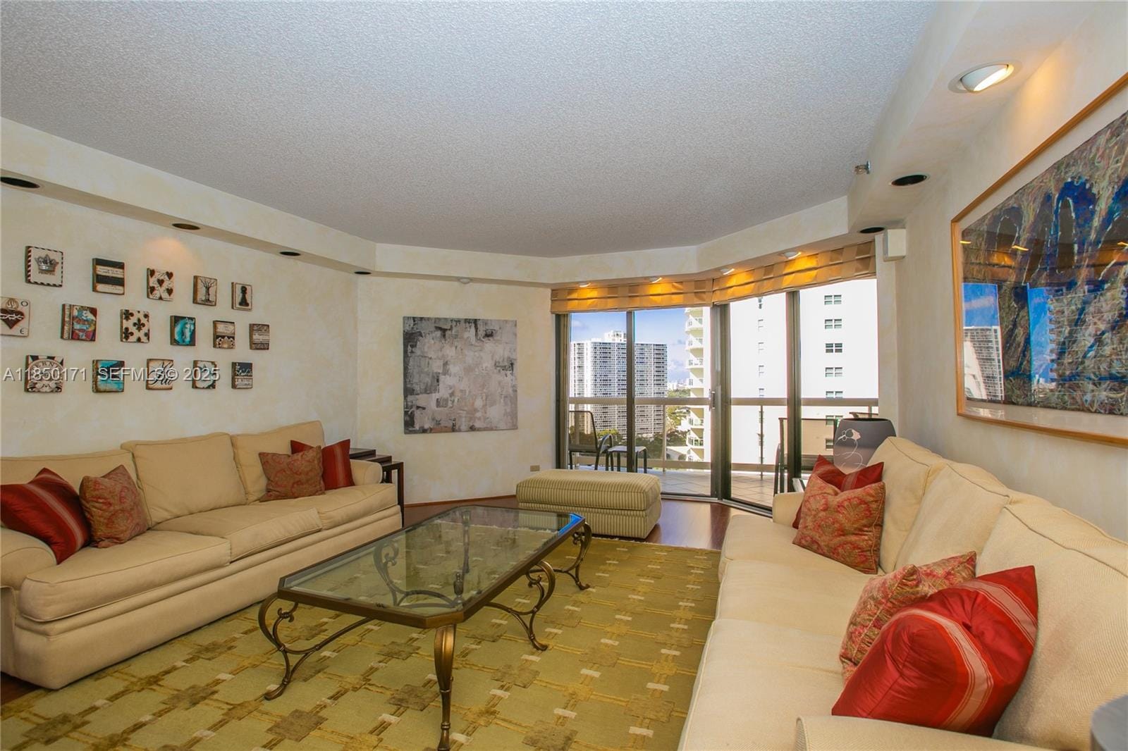 20191 E Country Club Drive 1405, Aventura, FL 33180 photo 3