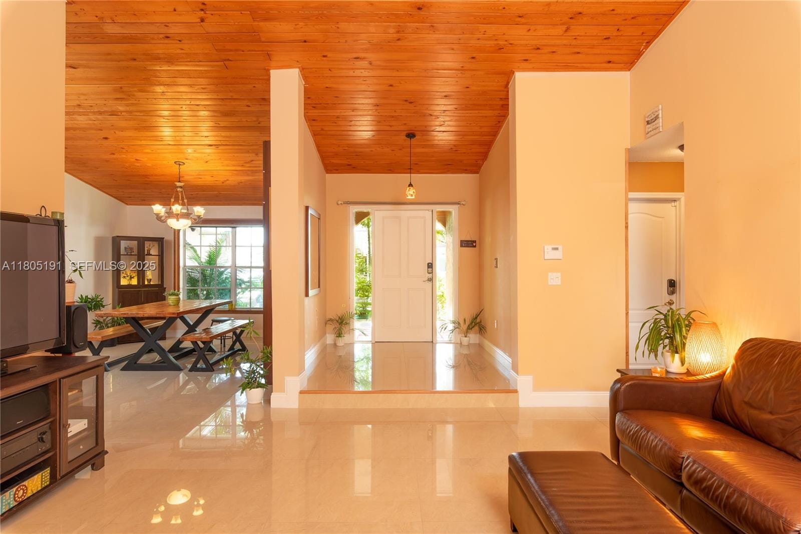 15332 SW 142nd Terrace — photo 5