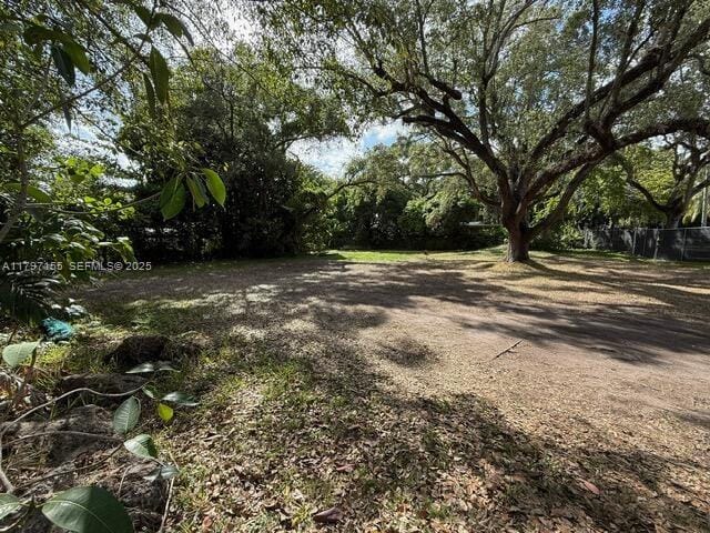 3850 Plaza Street, Miami, FL 33133 photo 3