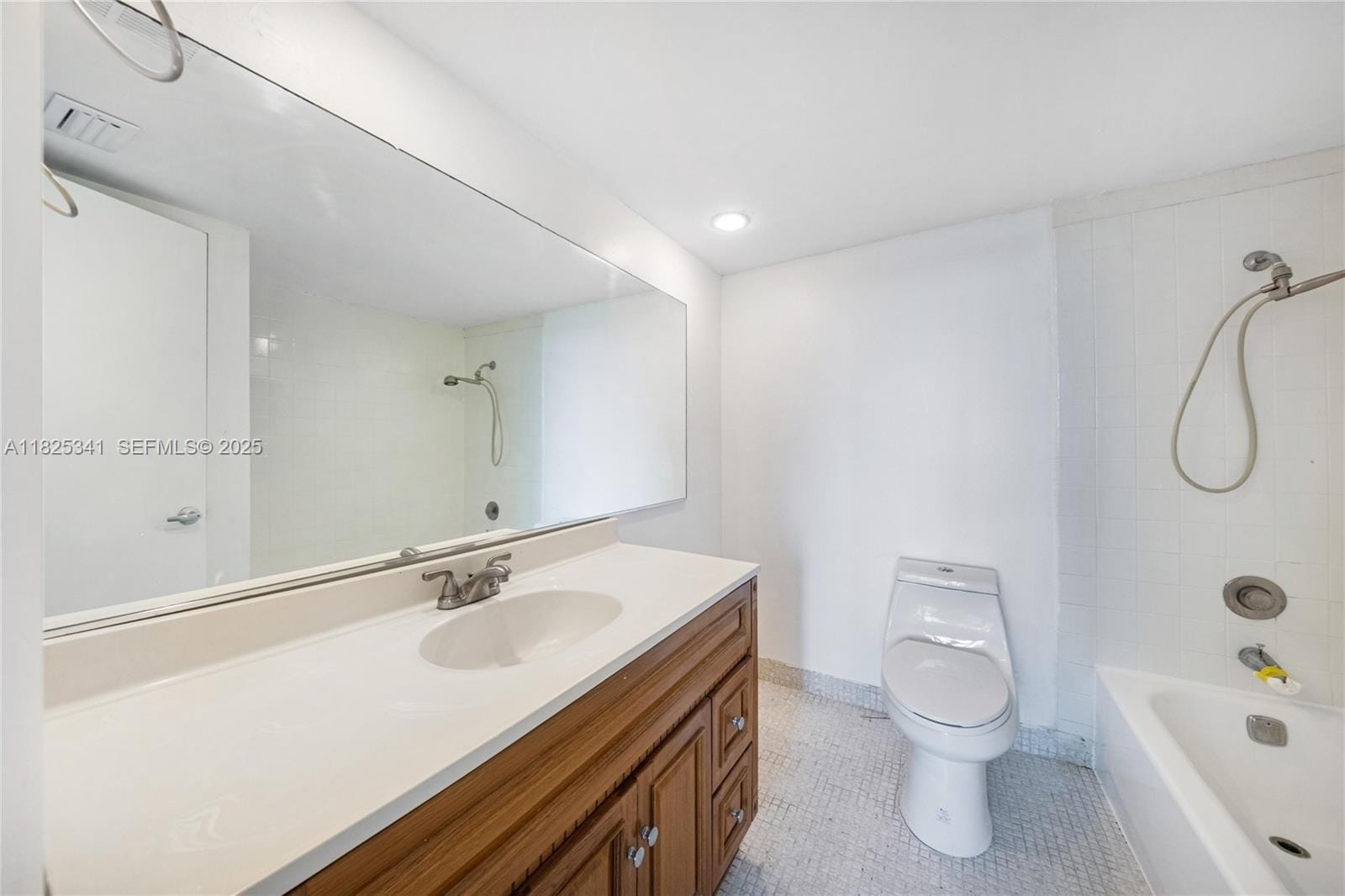 10700 SW 108th Avenue C316, Miami, FL 33176 photo 17