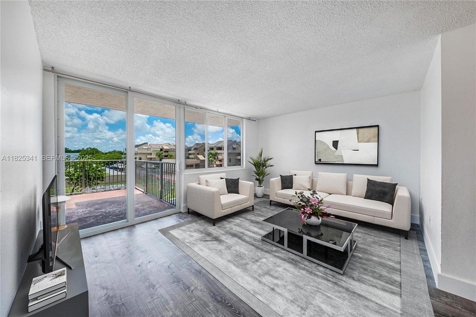 10700 SW 108th Avenue C316, Miami, FL 33176 photo 3