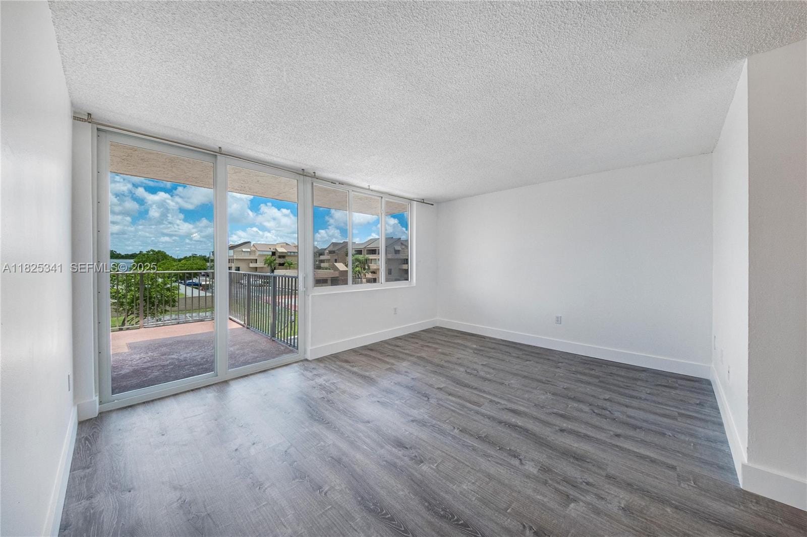 10700 SW 108th Avenue C316, Miami, FL 33176 photo 5