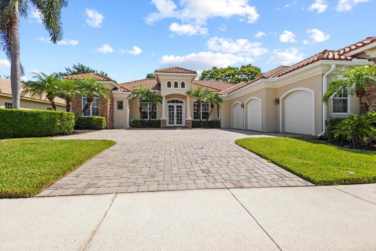 9316 Scarborough Court, Port St. Lucie, FL 34986