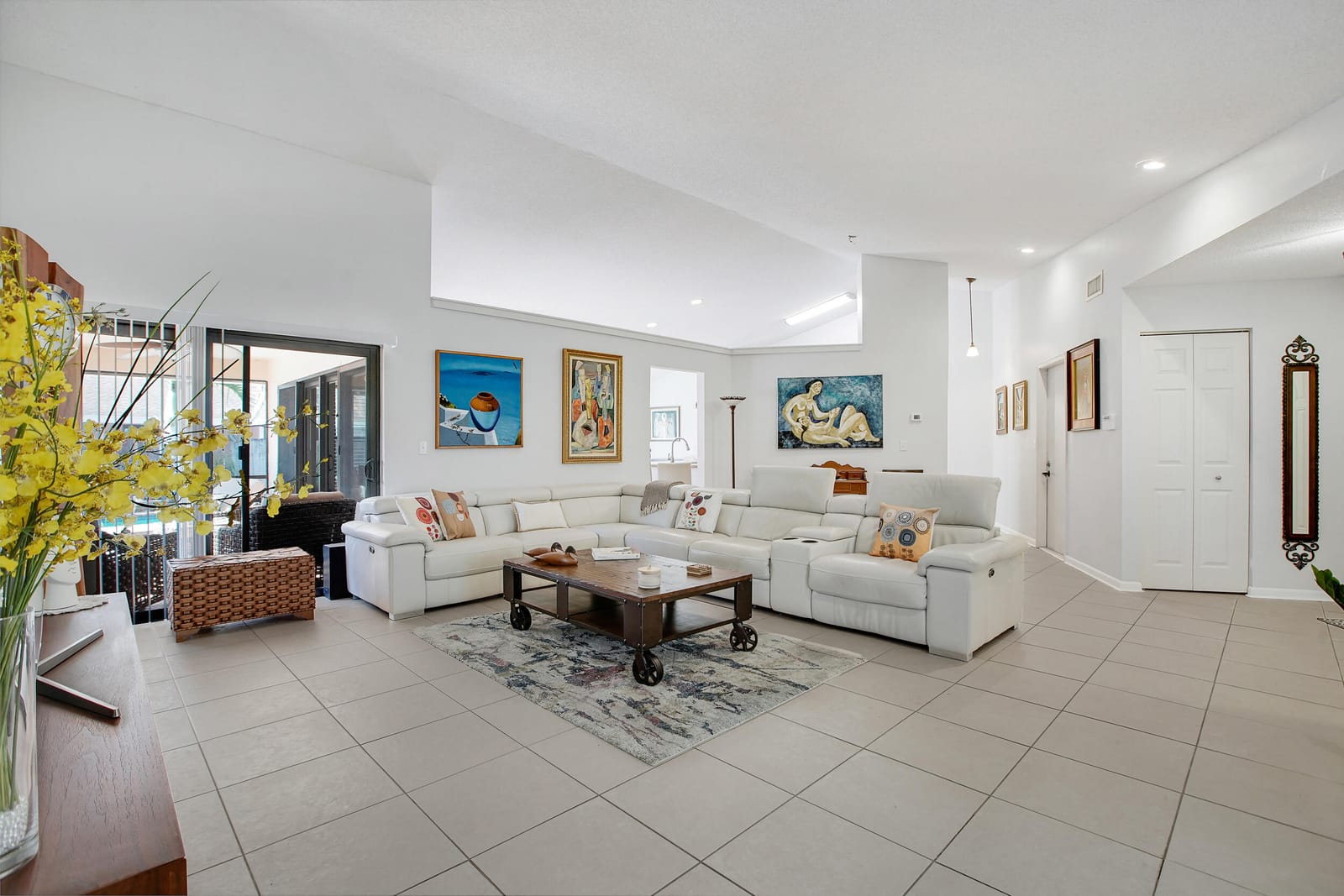 8675 SW 58th Street — photo 4