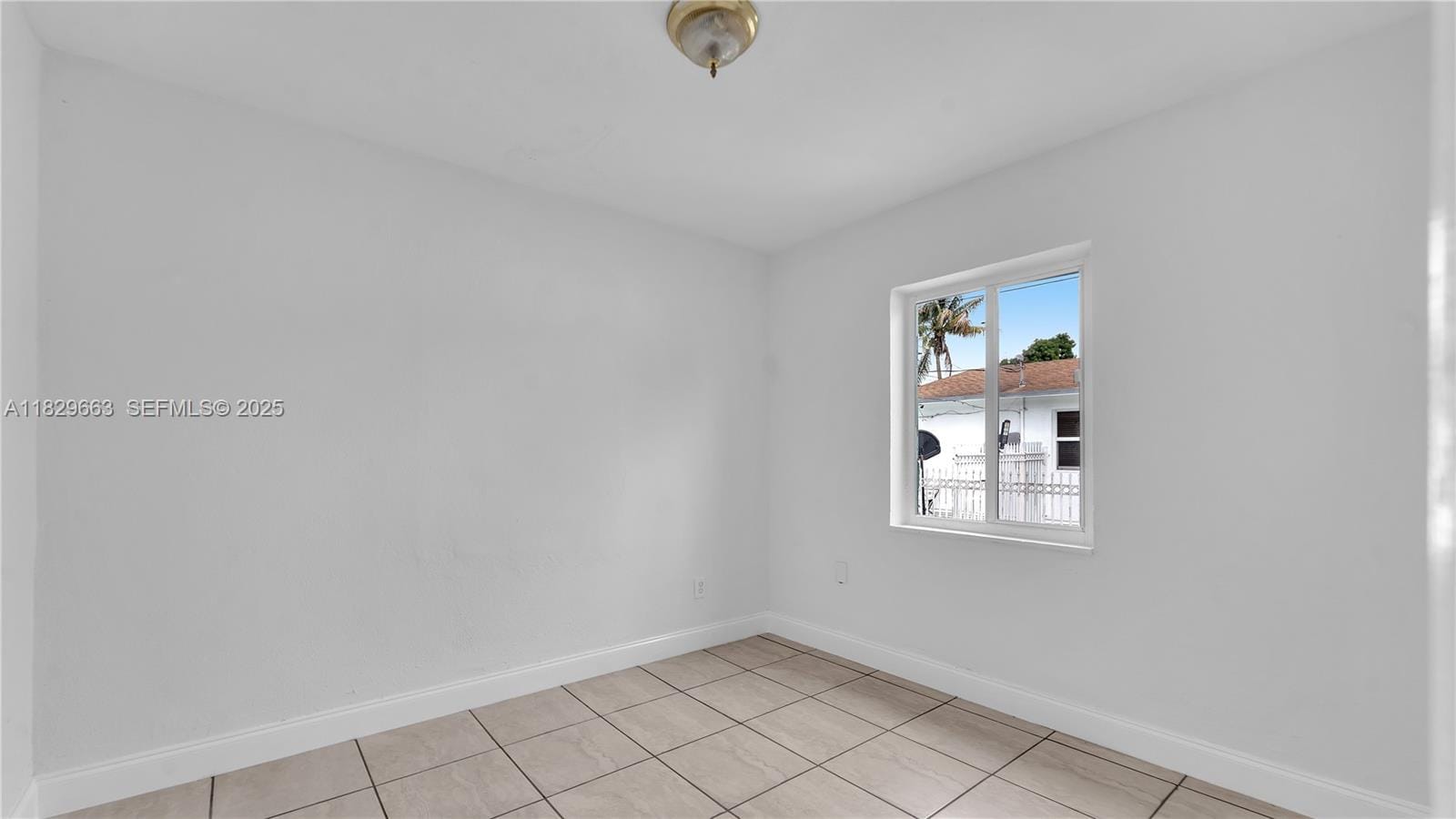 601 SE 8th Place, Hialeah, FL 33010 photo 16
