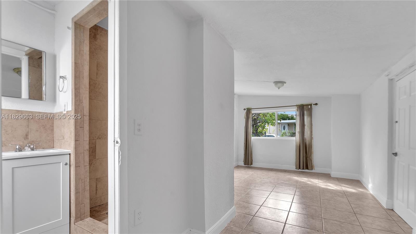 601 SE 8th Place, Hialeah, FL 33010 photo 24