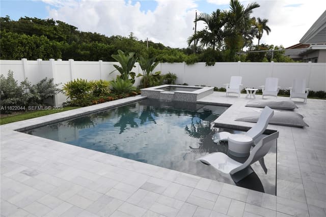1321 Garfield Street, Hollywood, FL 33019
