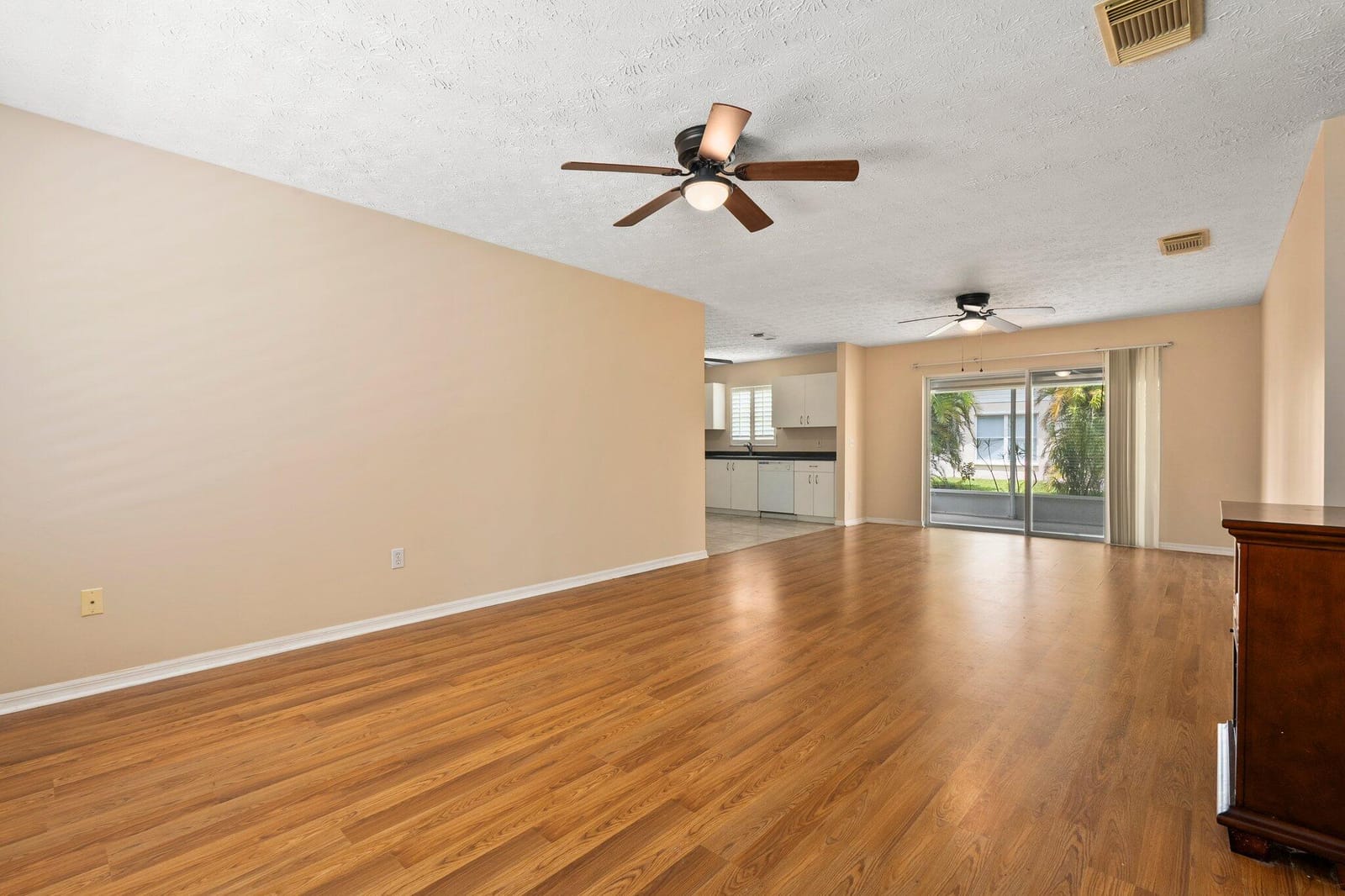 6725 Tulipan — photo 5