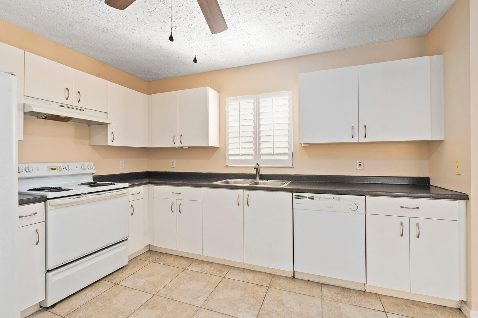 6725 Tulipan — photo 9